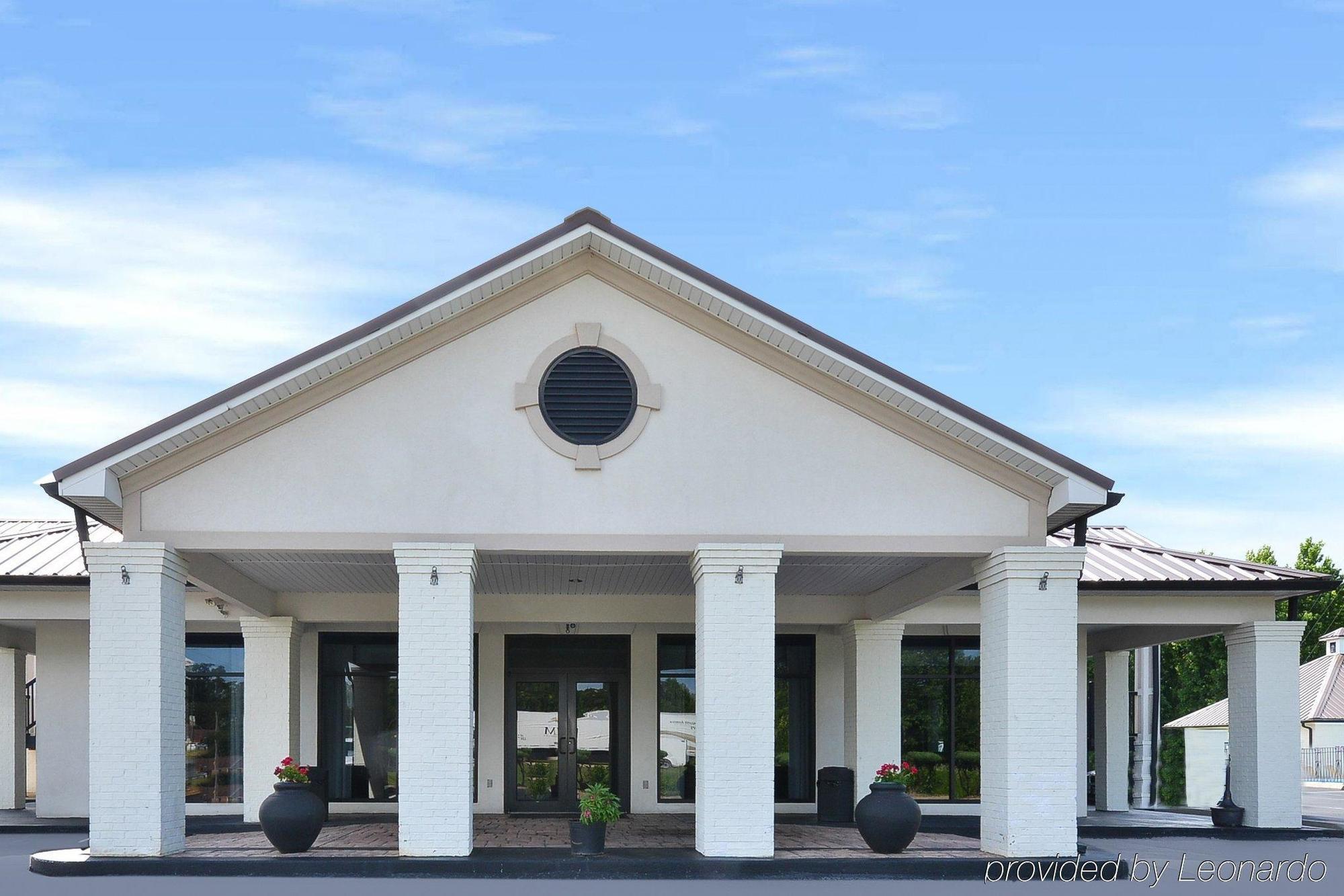 Rodeway Inn LaGrange Exterior photo