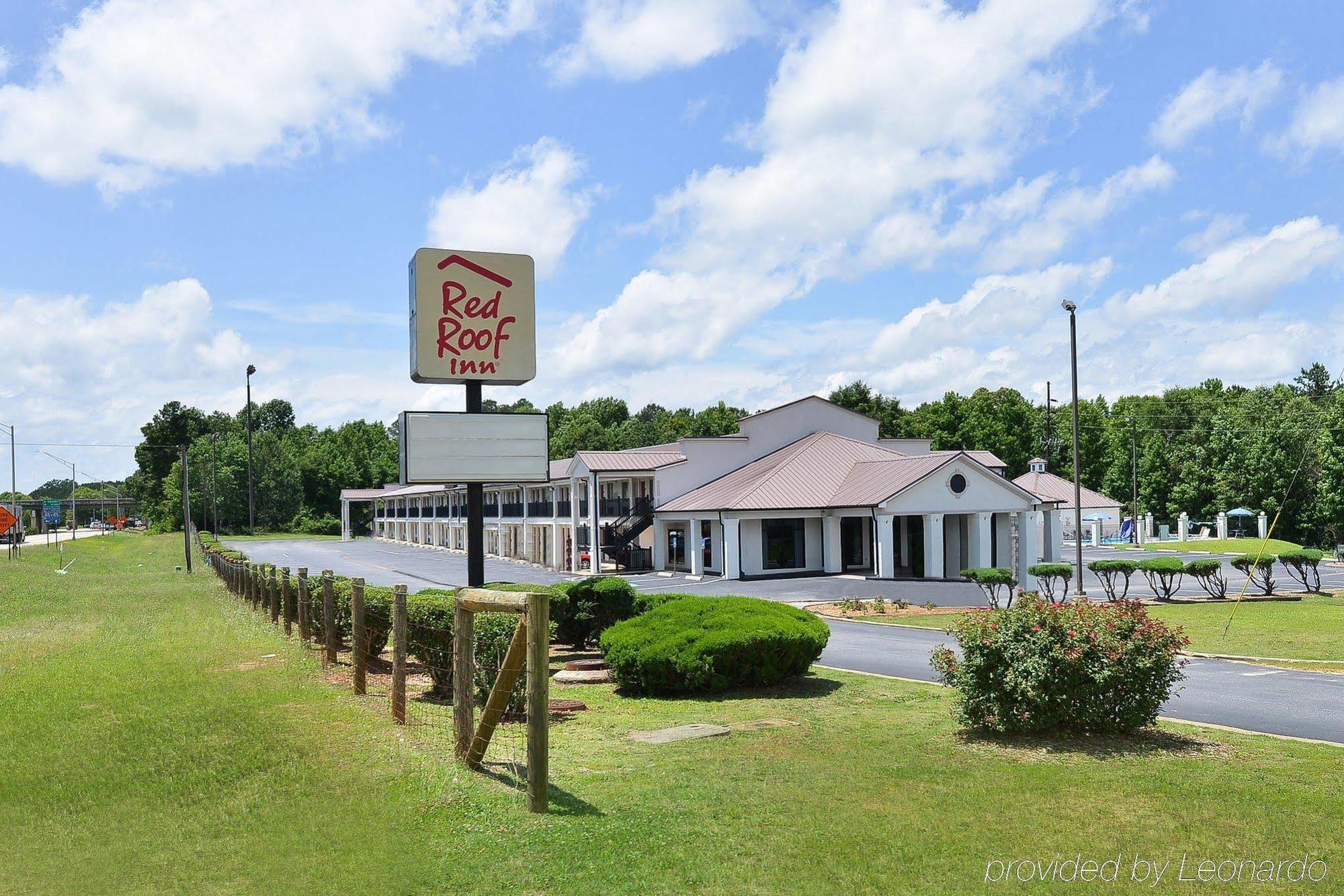 Rodeway Inn LaGrange Exterior photo